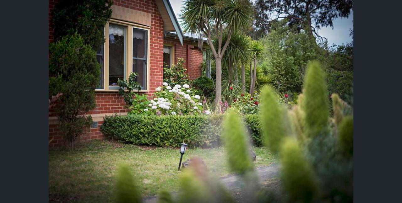 Faulty Towers Bed and Breakfast Wallington Exterior foto